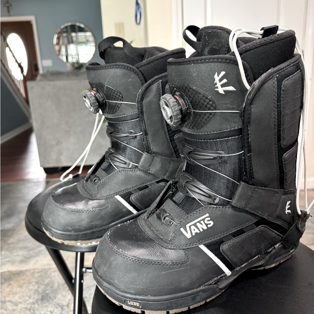 Vans Encore BOA Snowboard Boots Mens 9